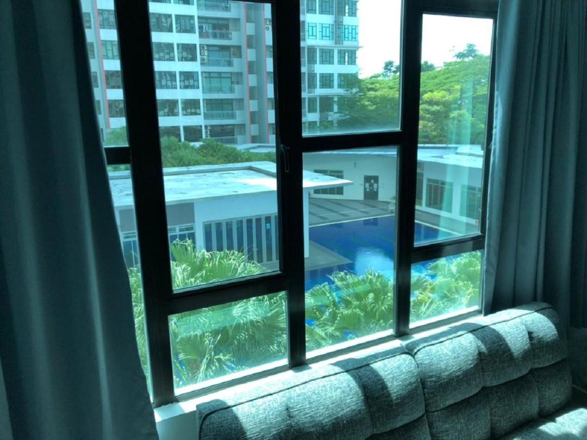 02-Austin Regency Homestay For 2Pax Pool View Johor Bahru Exterior foto